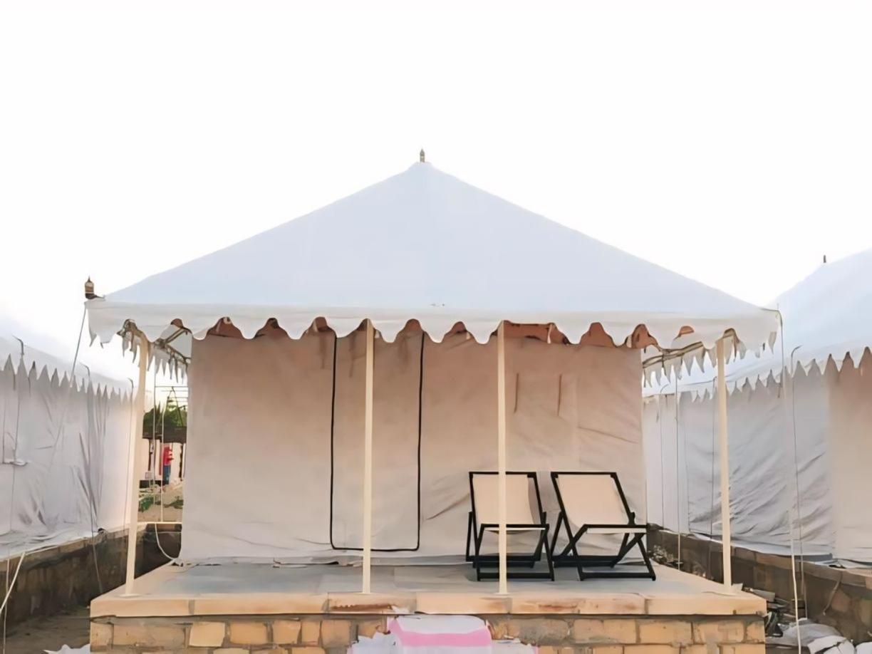 Jaisalmer Royal Desert Safari Camp Sām الغرفة الصورة